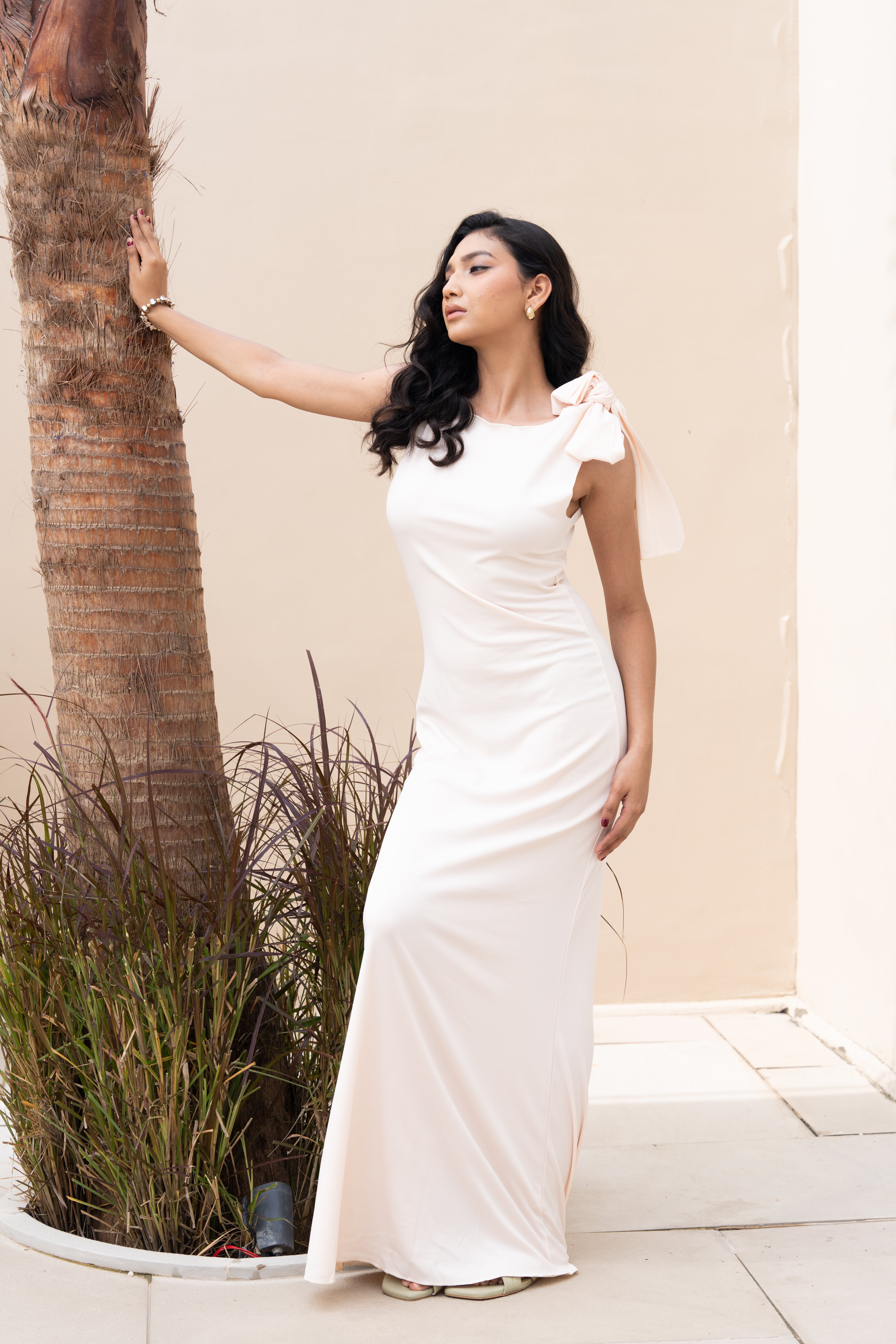 Offwhite One Shoulder Bow Detail Maxi Gown – Elegant Evening & Party Dress