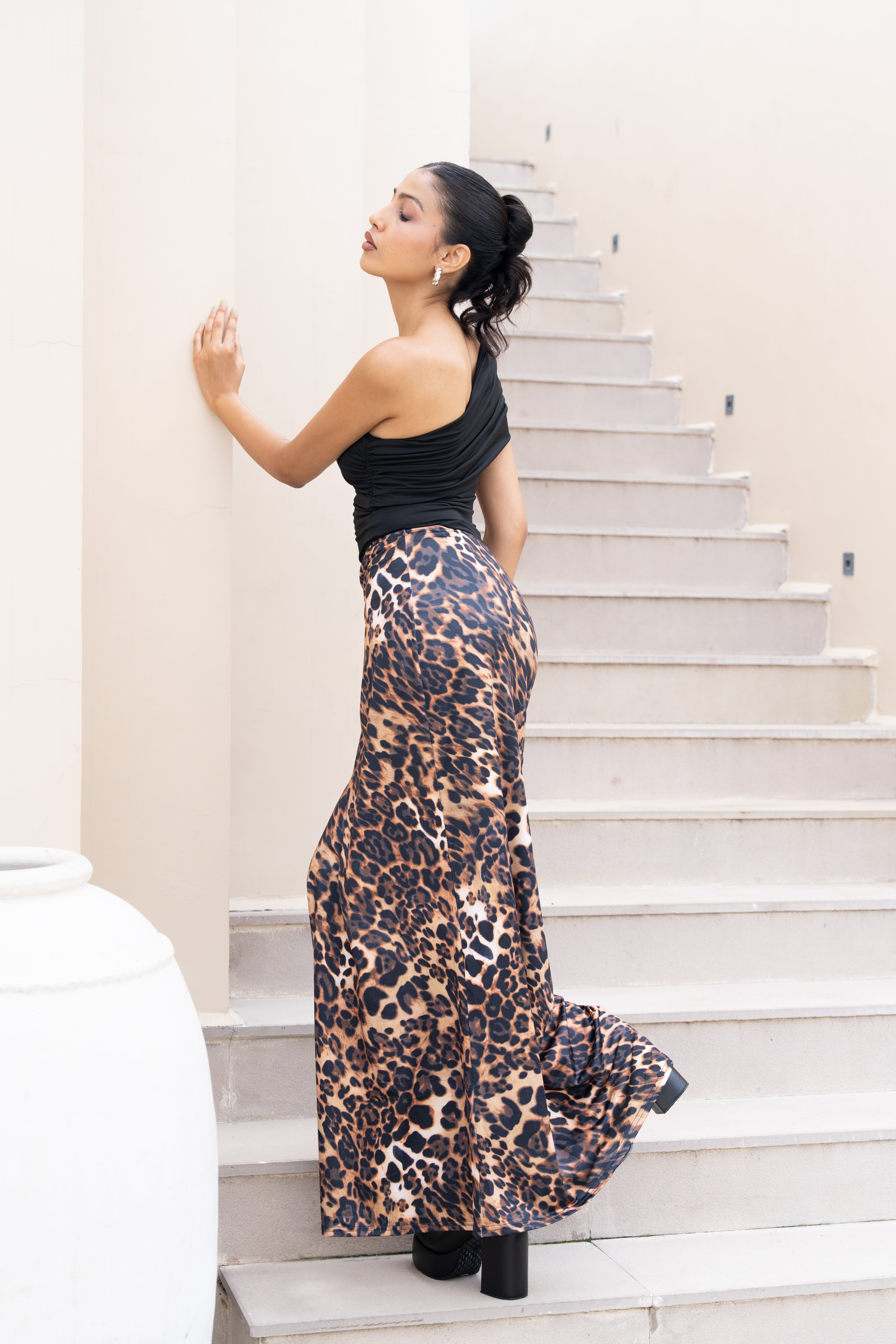 Black One-Shoulder Top & Leopard Print Maxi Skirt Set – Trendy Co-Ord for Women
