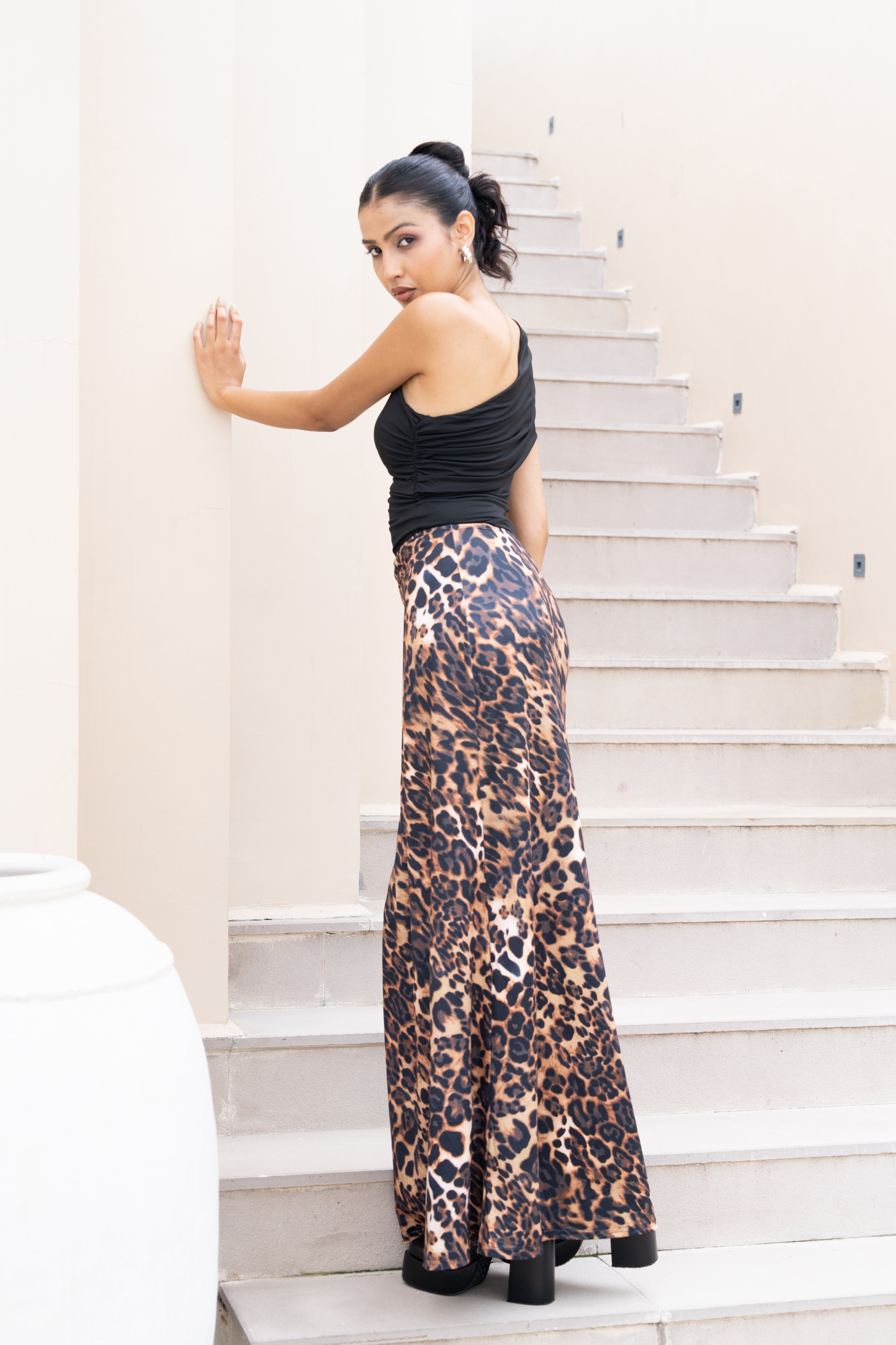 Black One-Shoulder Top & Leopard Print Maxi Skirt Set – Trendy Co-Ord for Women