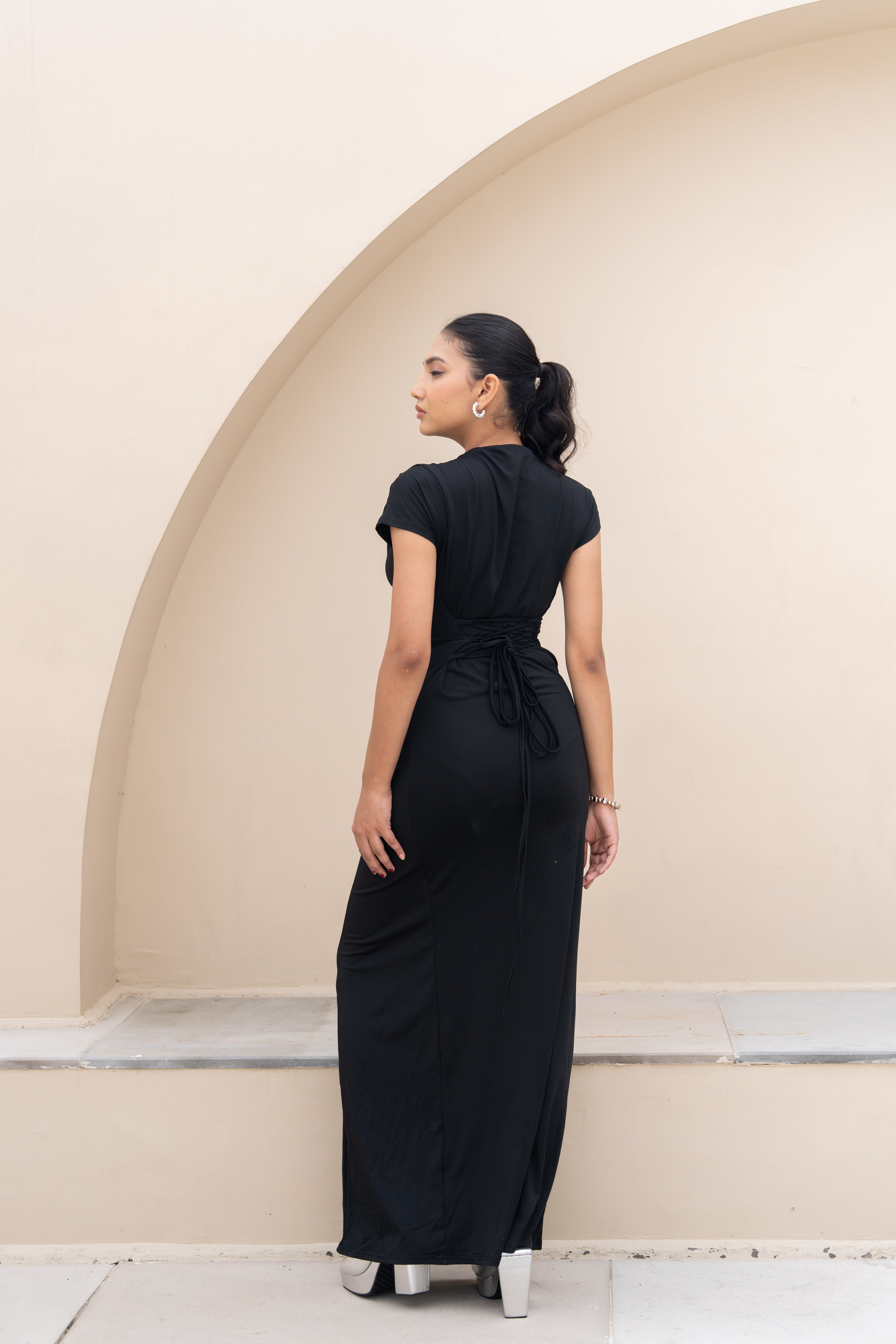 Black Ruched Knot Detail Maxi Dress – Elegant Evening Wear