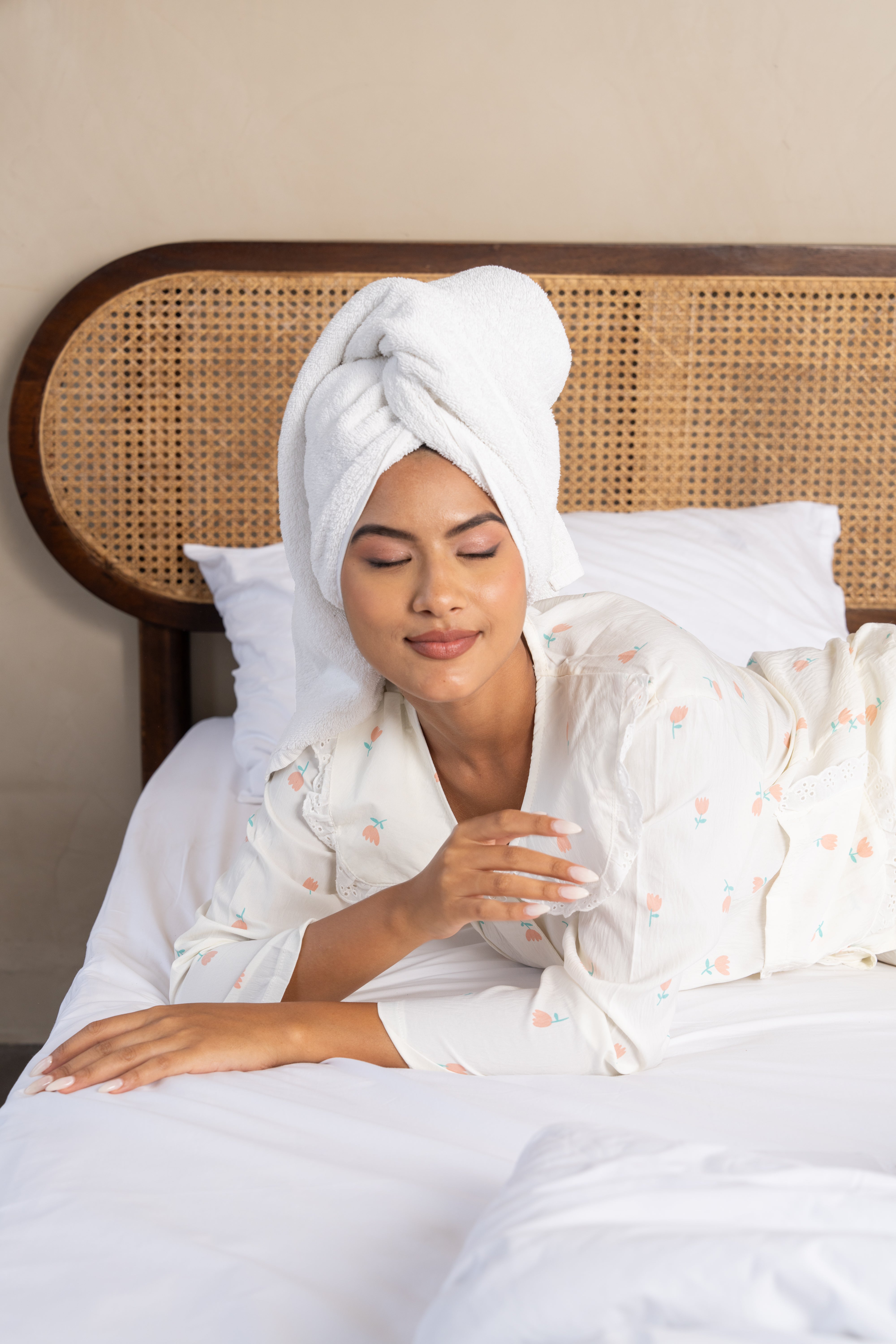 Daisy White Floral Nightsuit Set – ( Set of 2) Playful Cotton Loungewear