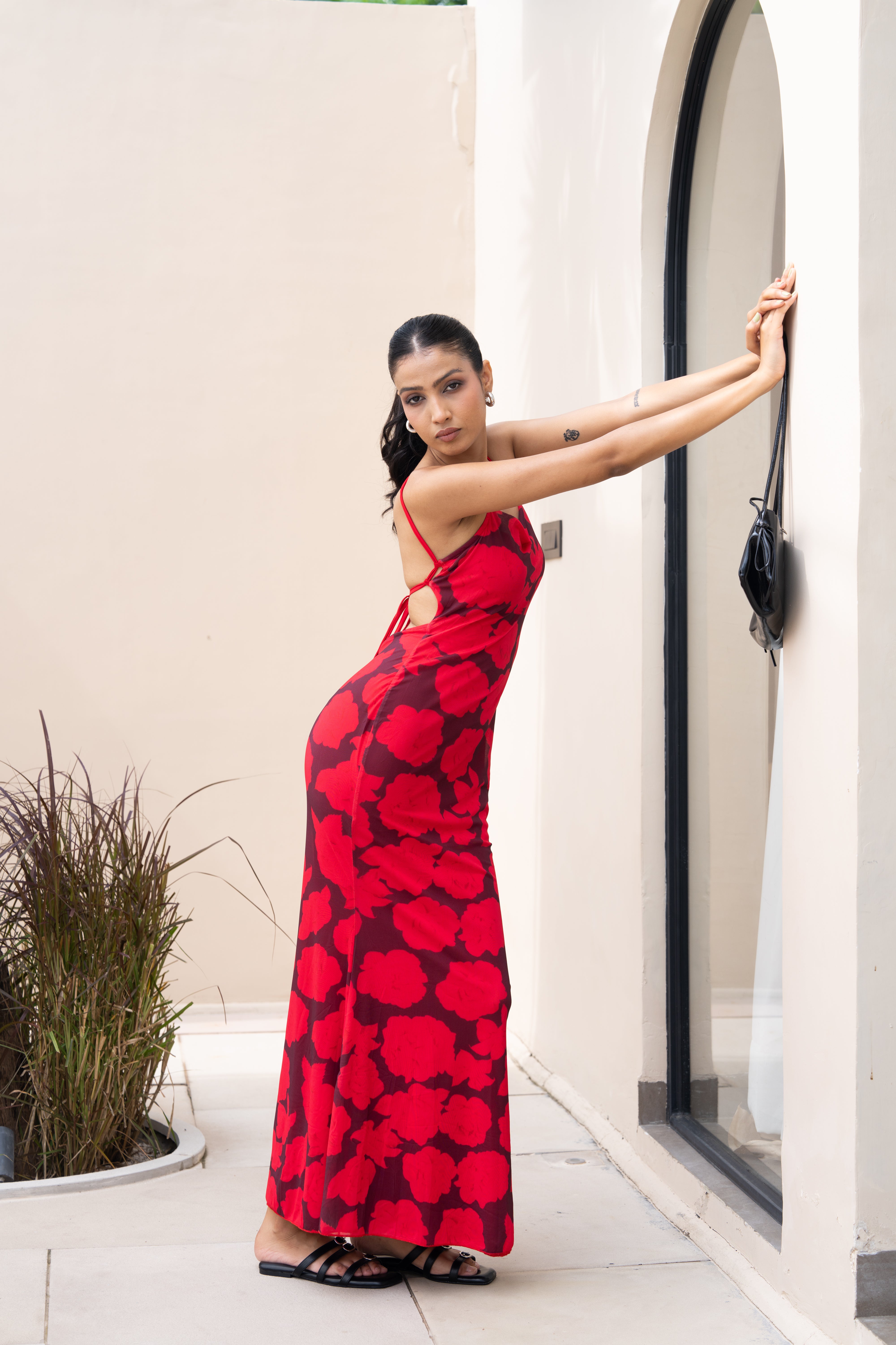 Red Floral Print Bodycon Maxi Dress – Sleeveless Partywear Gown for Women