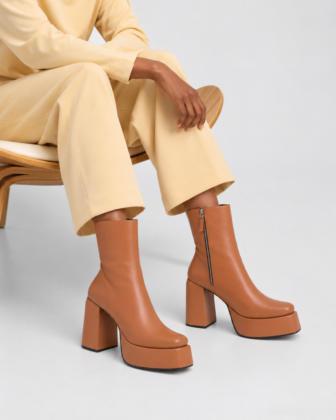 Y2k Chunky Caramel Brown Boots