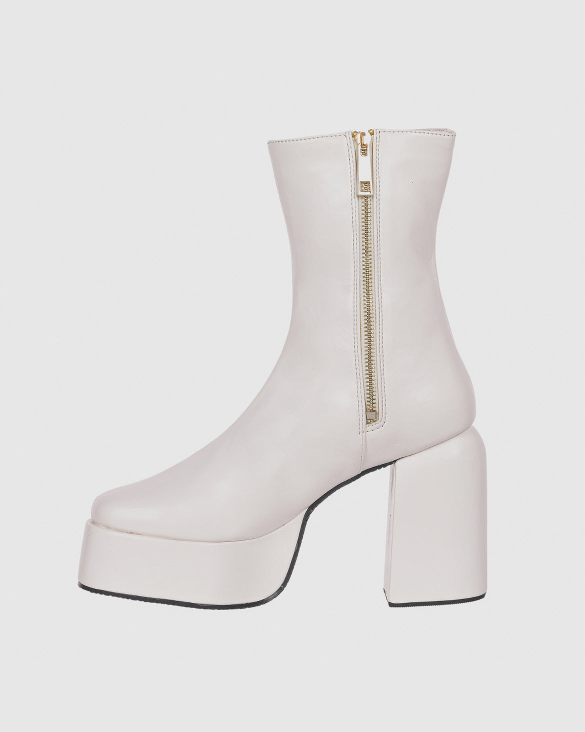 Y2k Chunky White Boots