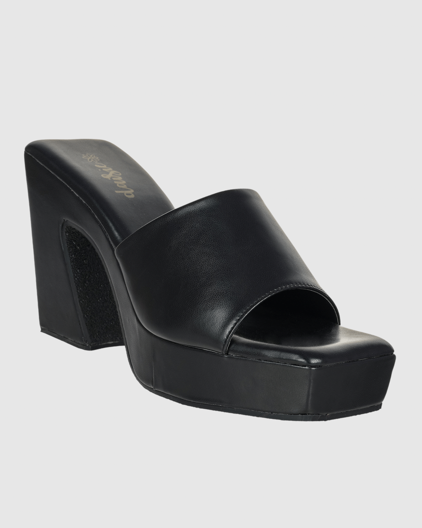 Y2K Black Platform Heels – Chunky Slip-On Comfort for Everyday & Party Wear